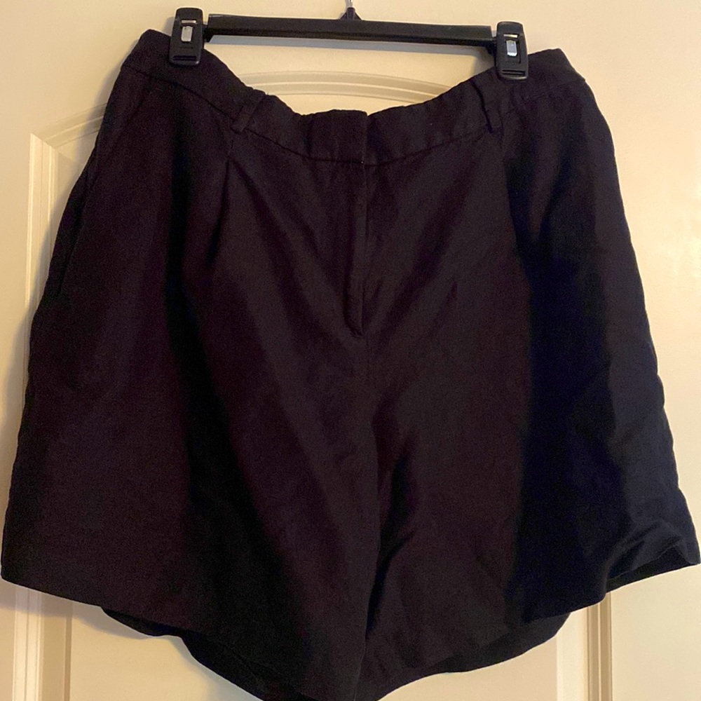 Loft Linen Blend Shorts